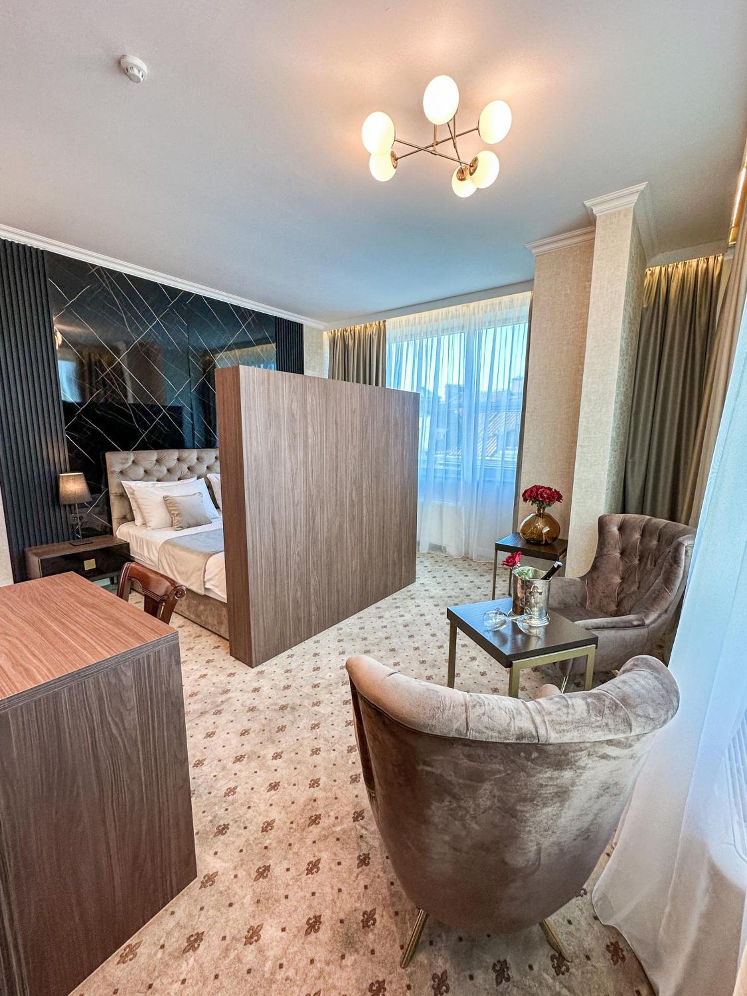 Hotel Vidovic Баня Лука Екстериор снимка