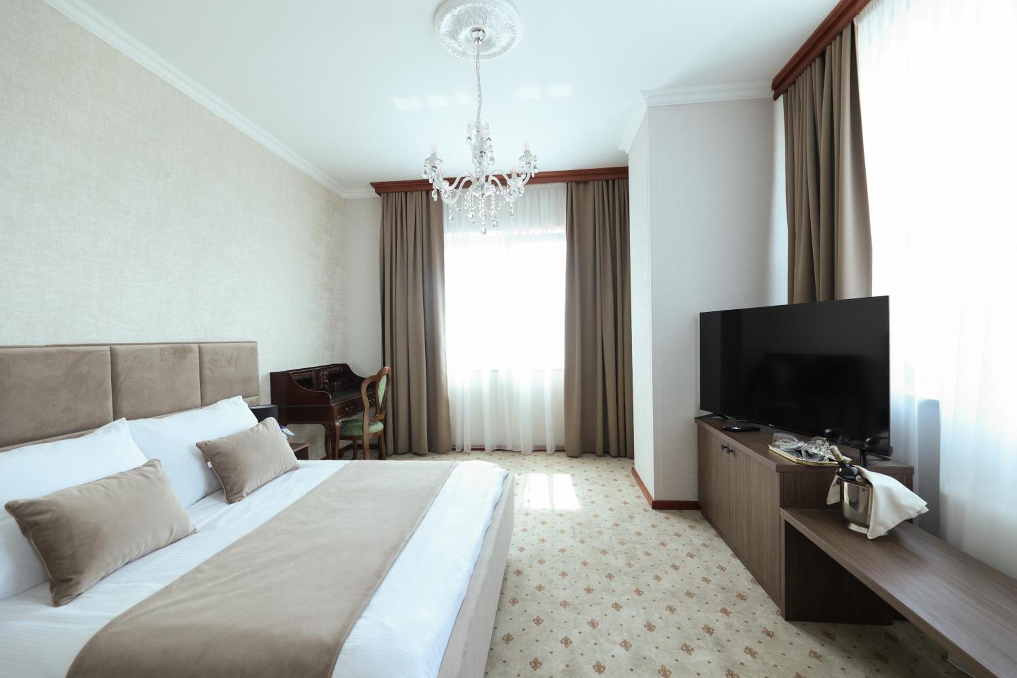 Hotel Vidovic Баня Лука Екстериор снимка