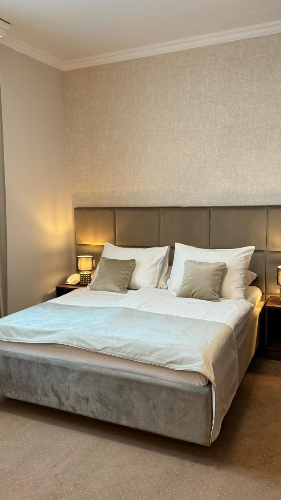 Hotel Vidovic Баня Лука Екстериор снимка