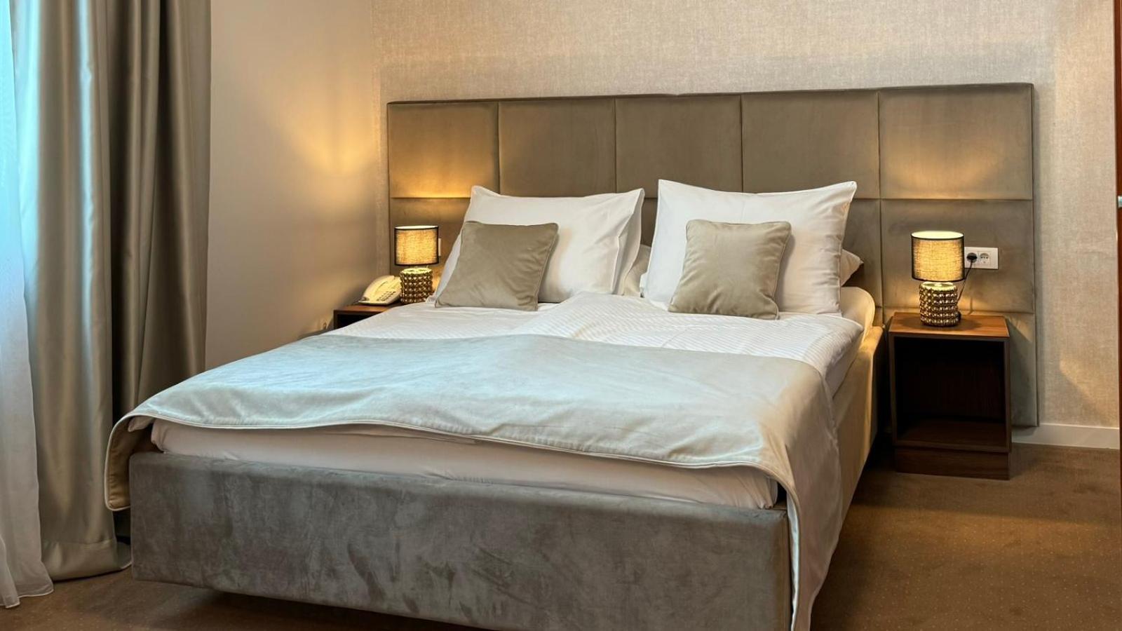 Hotel Vidovic Баня Лука Екстериор снимка